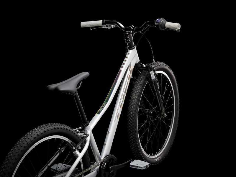 TREK トレック Precaliber プレキャリバー 24 8-speed Suspension Quicksilver  キッズバイク
