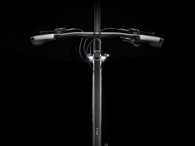 TREK トレック FX 3 DISC Matte Dnister Black   クロスバイク
